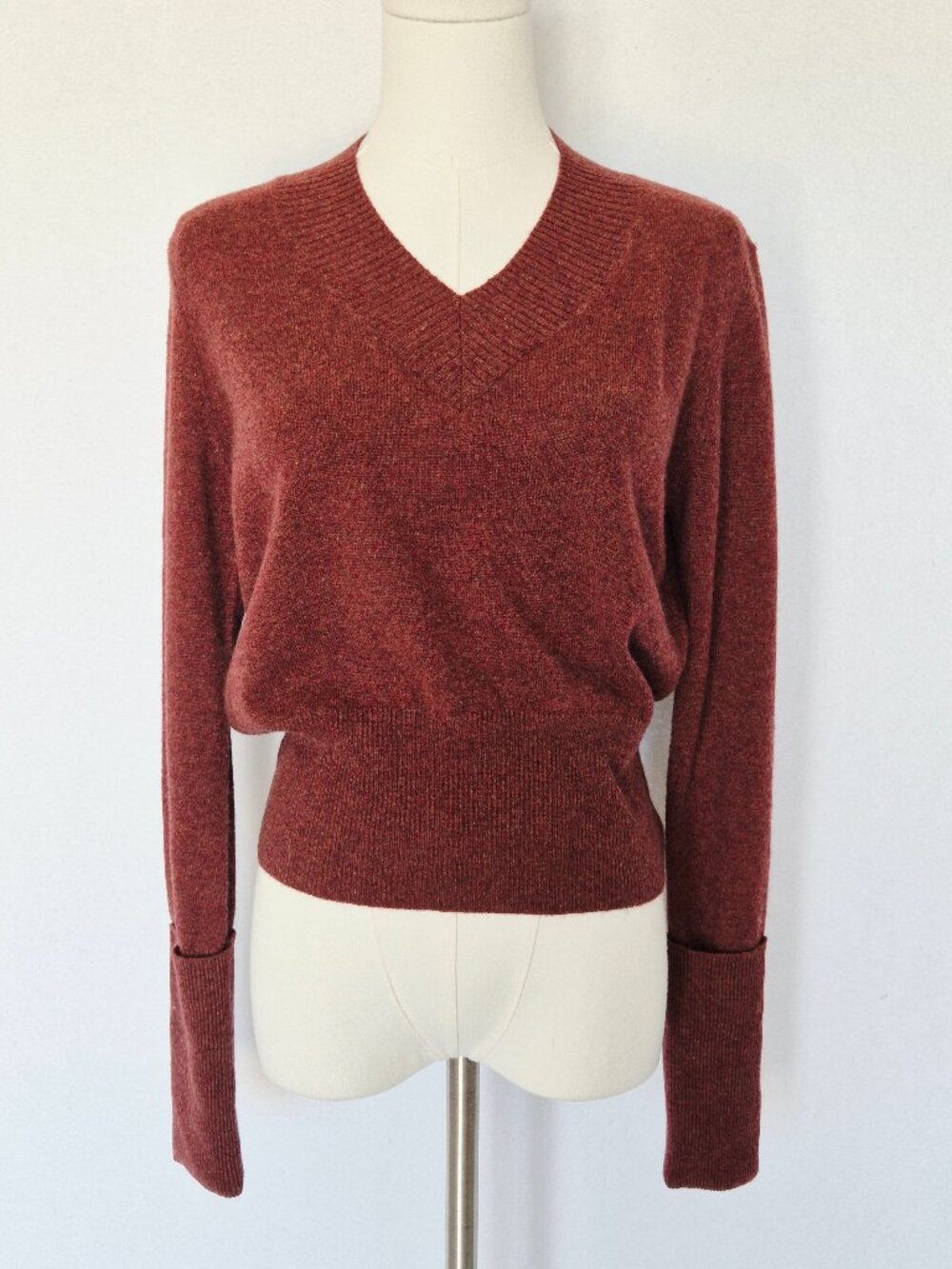 Autumn Cashmere V-Neck Sweater Cuffed Long Sleeve Ribbed-Waist Burgundy Womens M